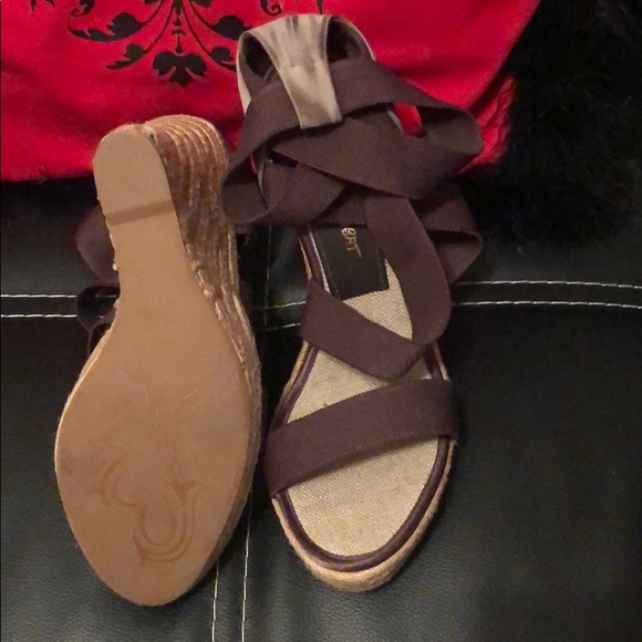 Shoes - Picture 3 of 3